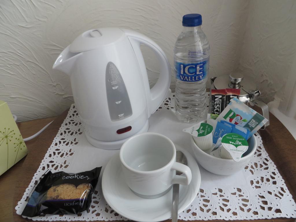 冬季提纳酒店 伯恩茅斯 外观 照片